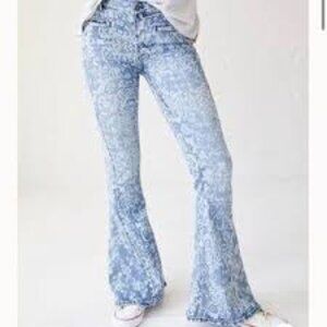 NWOT Free People We the Free Dream Lover Jeans sz 31